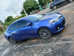 Toyota Corolla 2016 Blue