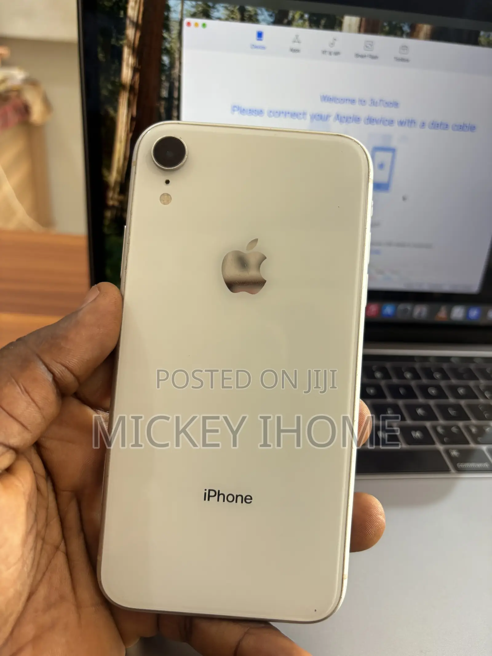 Apple iPhone XR 128 GB White