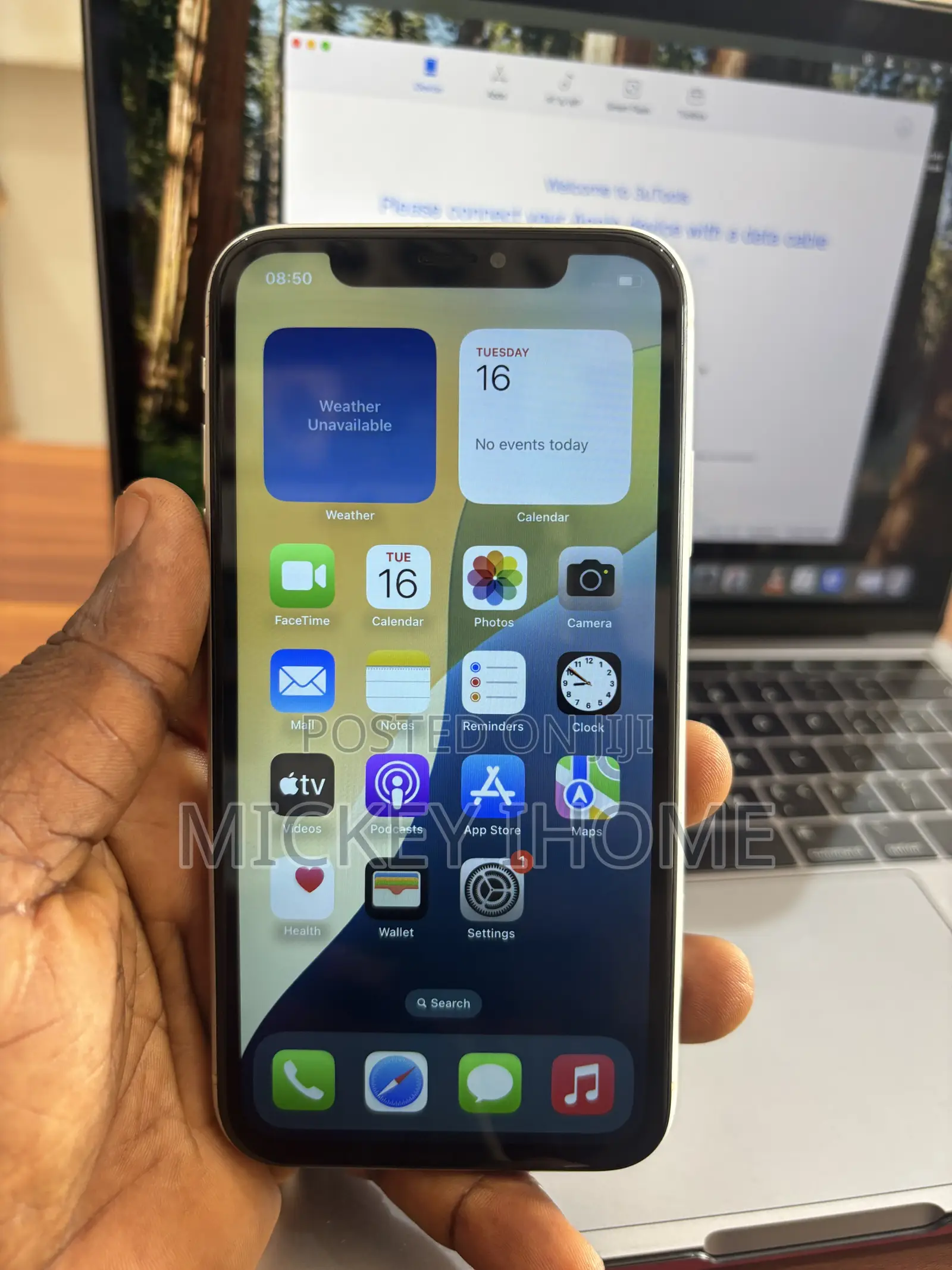 Apple iPhone XR 128 GB White