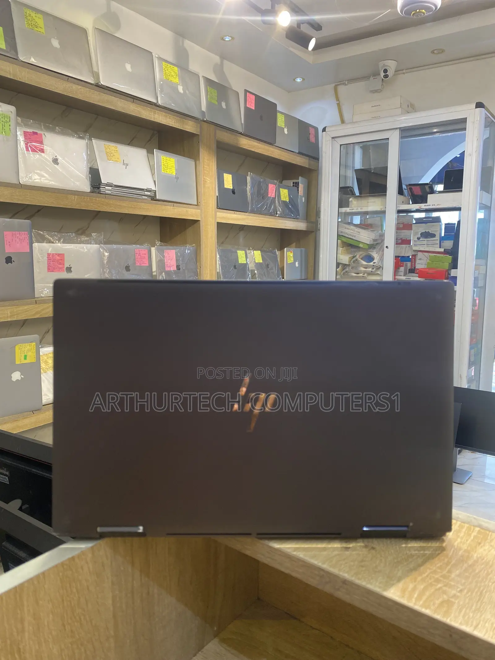 Laptop HP Envy X360 8GB AMD Ryzen 5 SSD 256GB