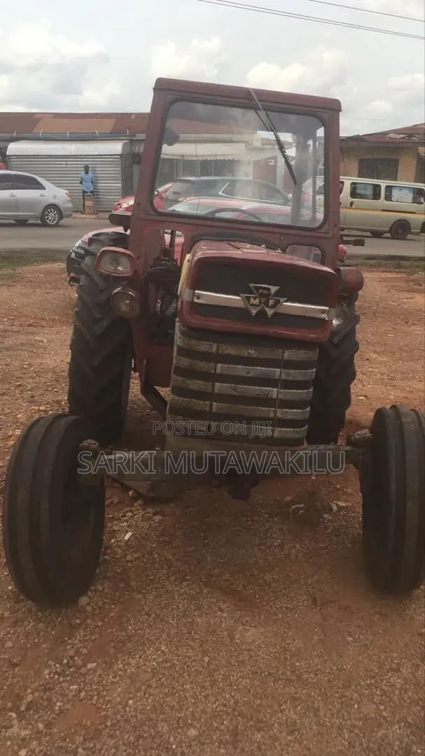 Massey Ferguson 165
