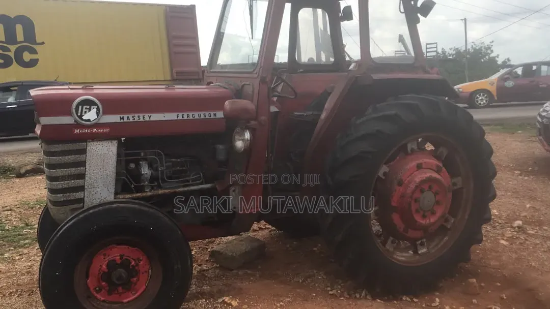 Massey Ferguson 165