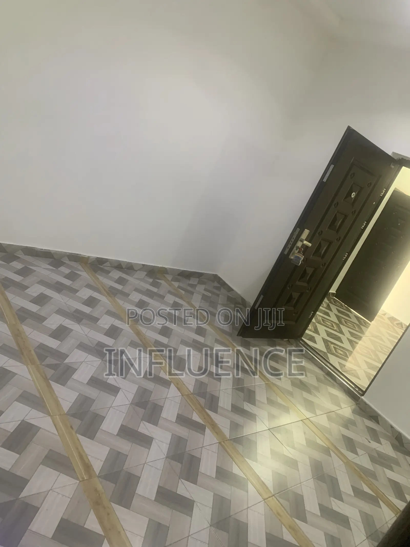 1bdrm Apartment in Lakeside, East Legon for rent