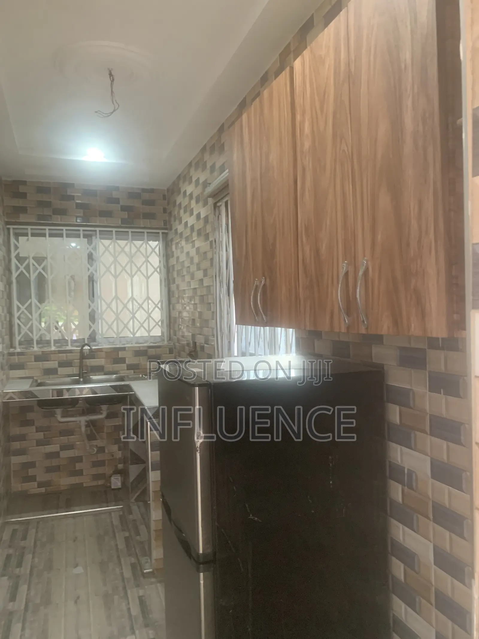 1bdrm Apartment in Lakeside, East Legon for rent