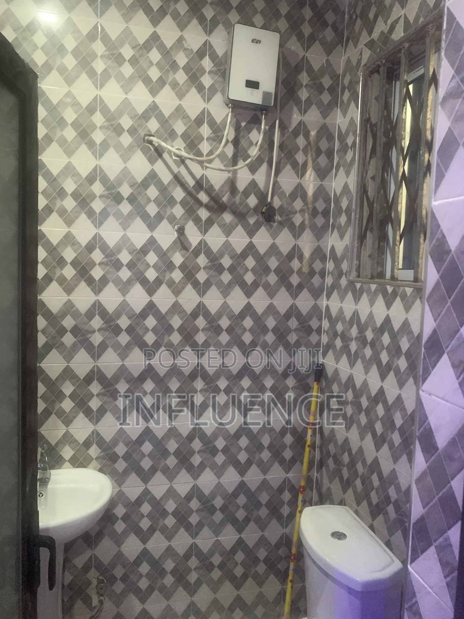 1bdrm Apartment in Lakeside, East Legon for rent