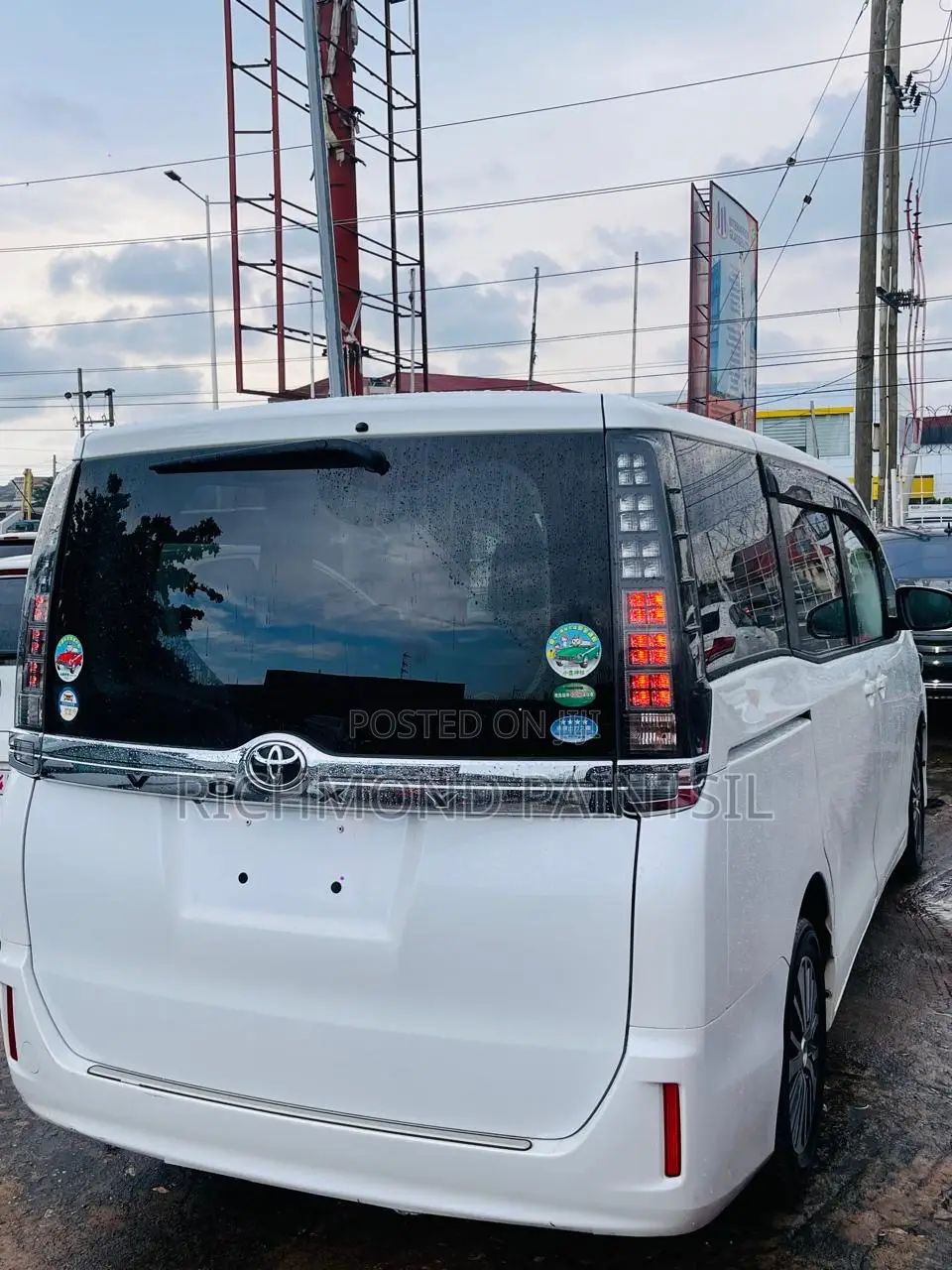 Toyota Voxy 2015 White