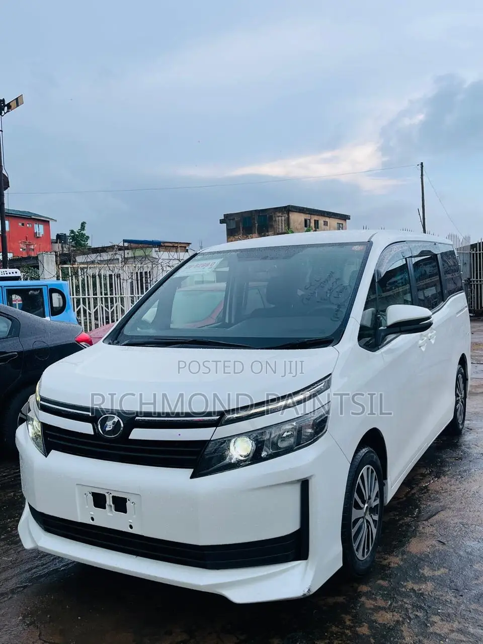 Toyota Voxy 2015 White