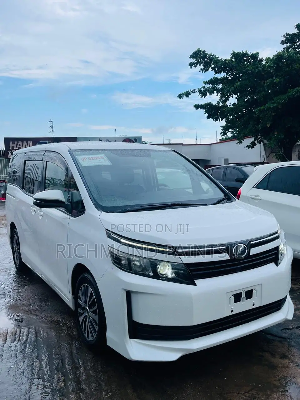 Toyota Voxy 2015 White