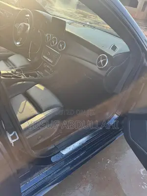 Mercedes-Benz CLA-Class CLA 250 Sedan 2018 Blue