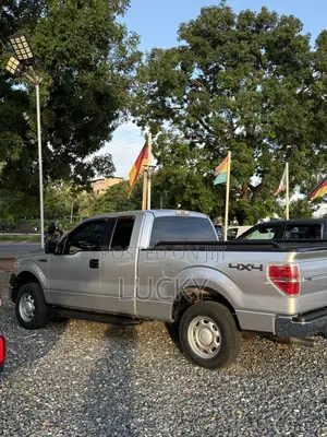 Ford F-150 XL 2010 Silver