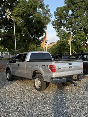 Ford F-150 XL 2010 Silver