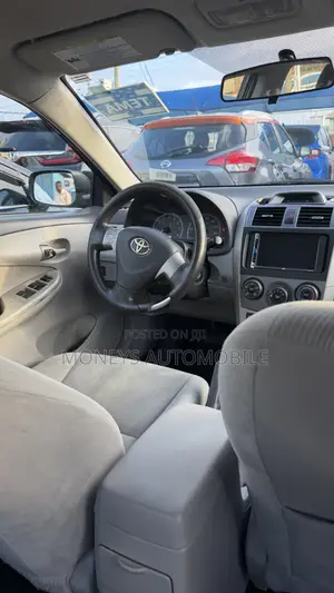 Toyota Corolla 2013 Black