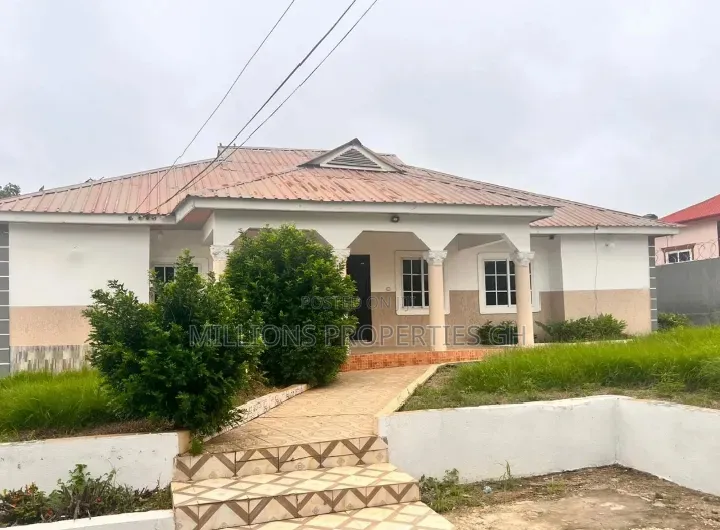 4bdrm House in Millions Properties, Kumasi Metropolitan for sale