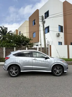 Honda HR-V Touring AWD 2019 Silver