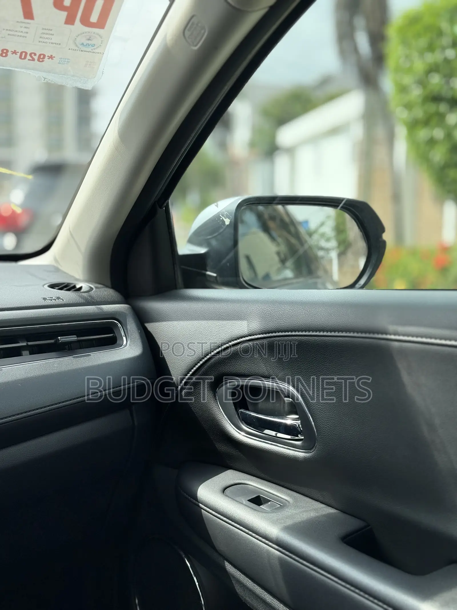 Honda HR-V Touring AWD 2019 Silver