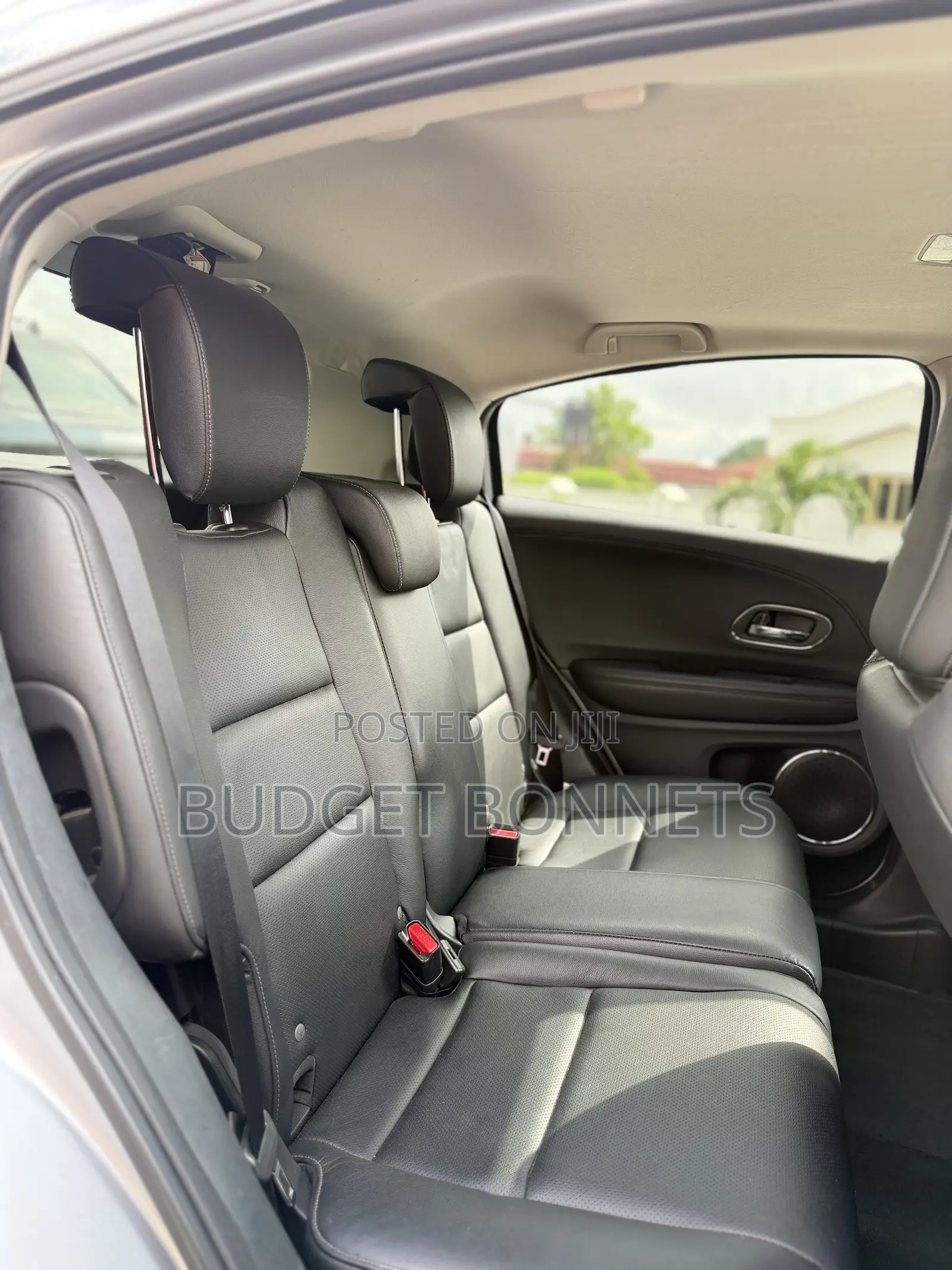 Honda HR-V Touring AWD 2019 Silver