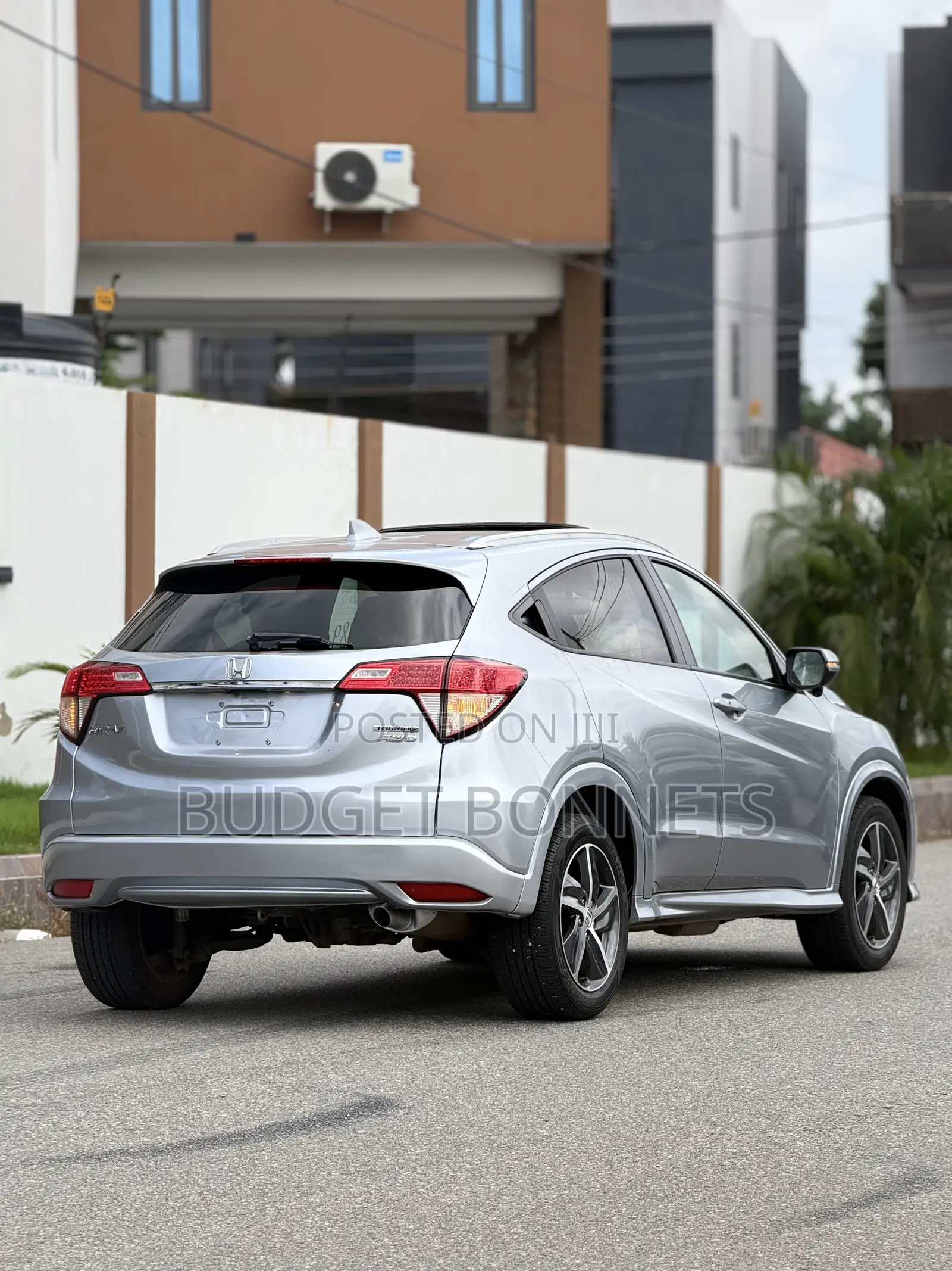 Honda HR-V Touring AWD 2019 Silver