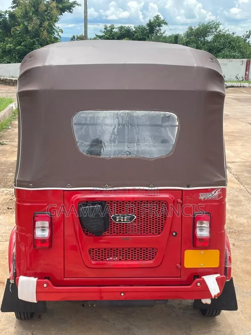 New Bajaj RE 2025 Red