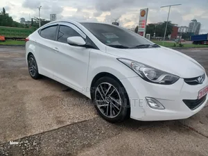 Hyundai Avante 2013 White