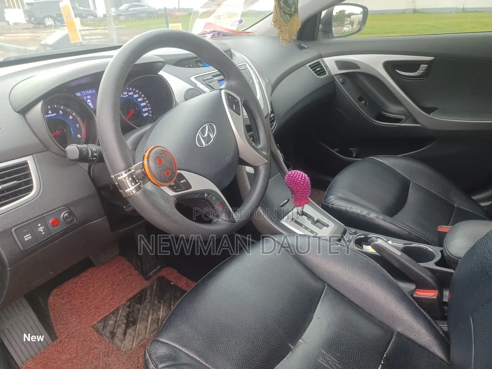Hyundai Avante 2013 White