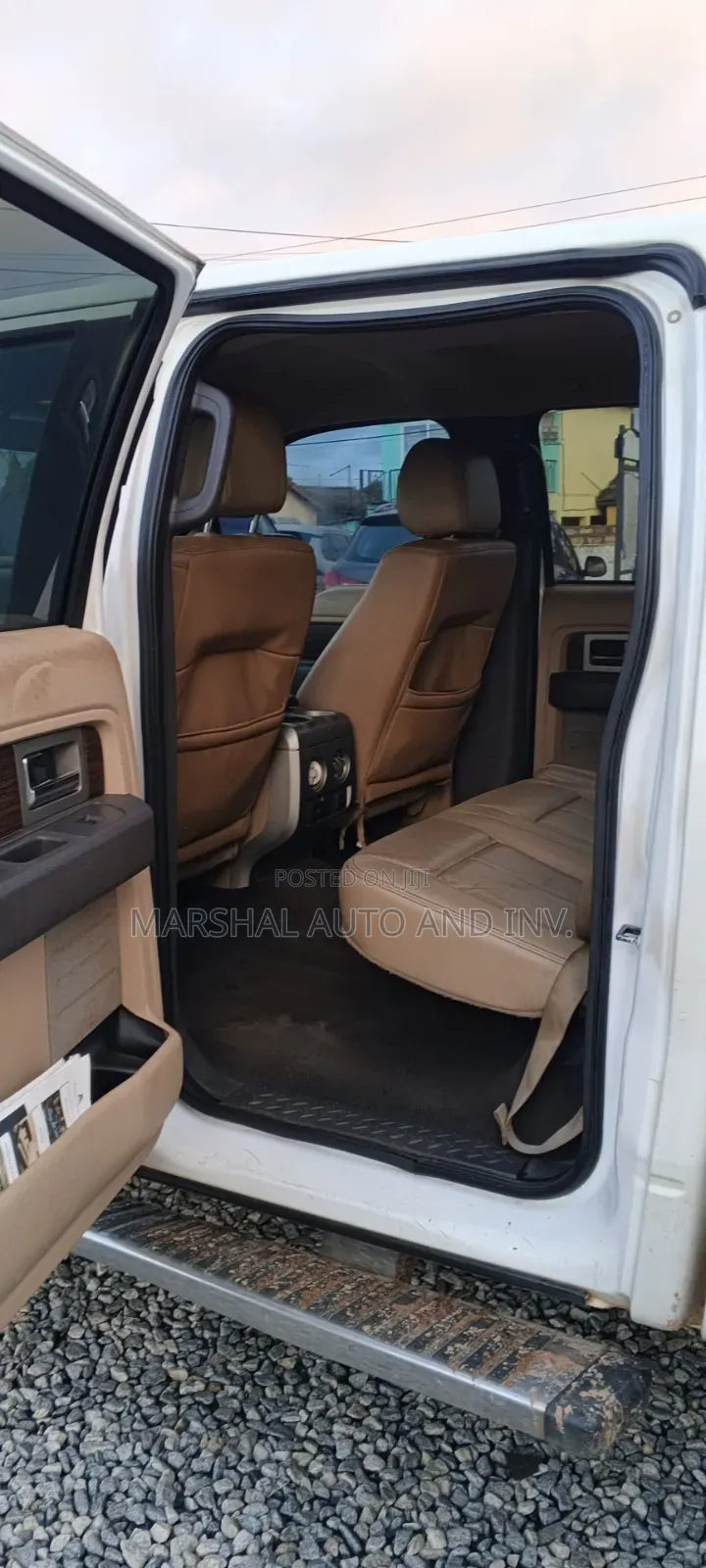 Ford F-150 Lariat 4dr SuperCrew 4WD 5.5 ft. SB (5.0L 8cyl 6A) 2014