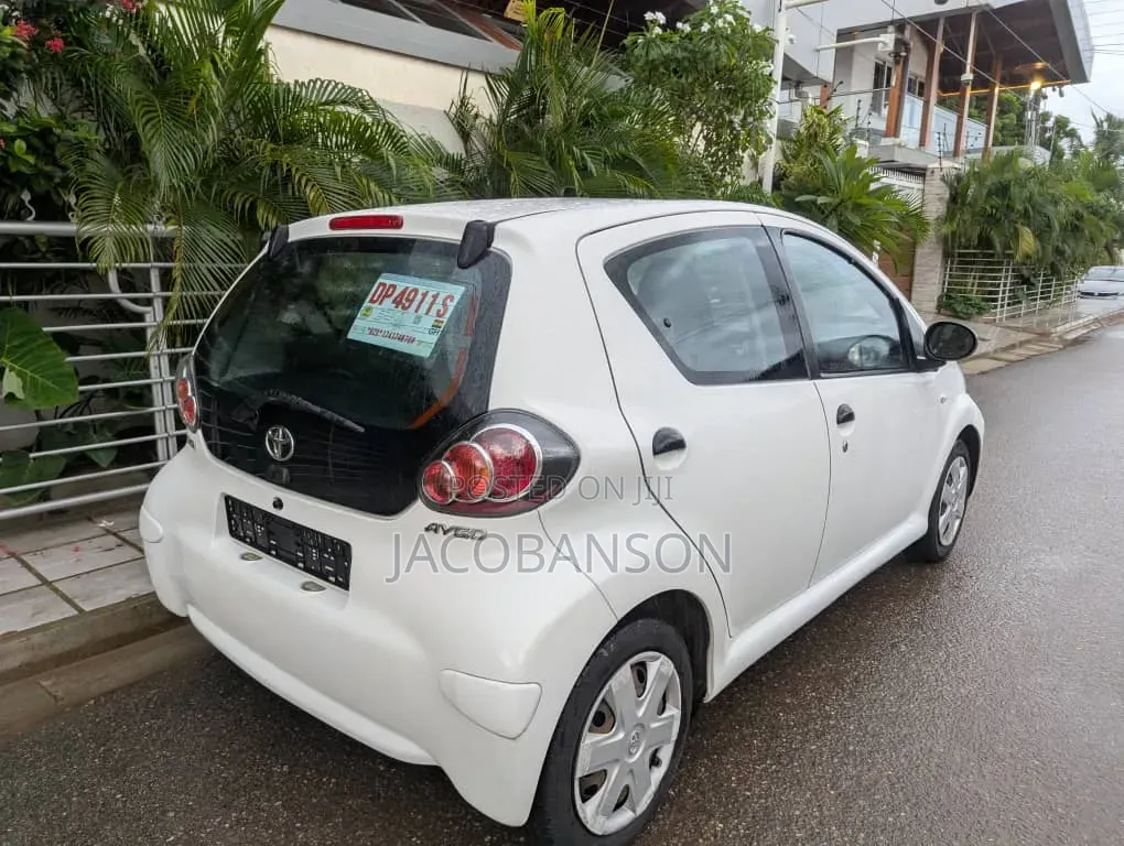 Toyota Aygo 2013 White
