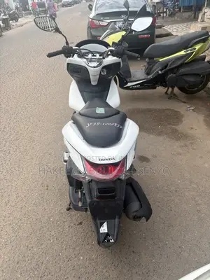 Honda 2020 White