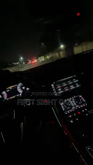 Land Rover Range Rover Vogue 2019 Blue