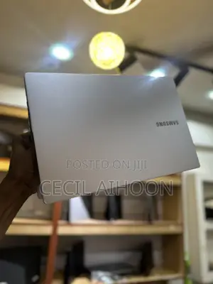 Laptop Samsung Notebook 9 Spin 8GB Intel Core i5 SSD 256GB