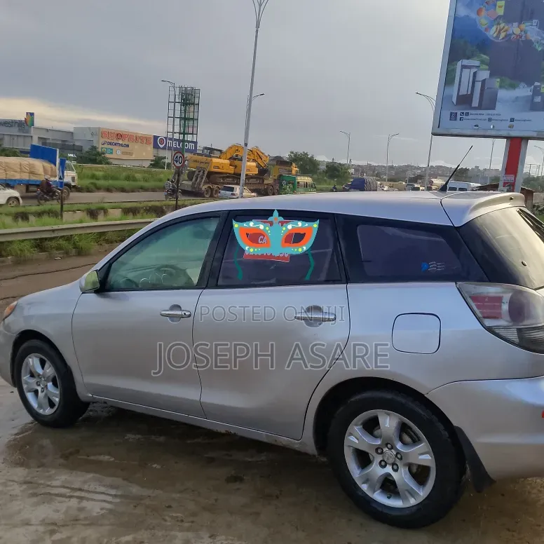 Toyota Matrix XR Hatchback FWD (1.8L 4cyl 4A) 2008 Silver