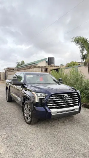 New Toyota Tundra Capstone CrewMax 4WD SB w/5.5' Bed (Hybrid) 2025 Blue
