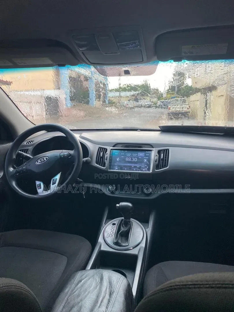 Kia Sportage LX 4dr SUV AWD (2.4L 4cyl 6A) 2013 Matt Black