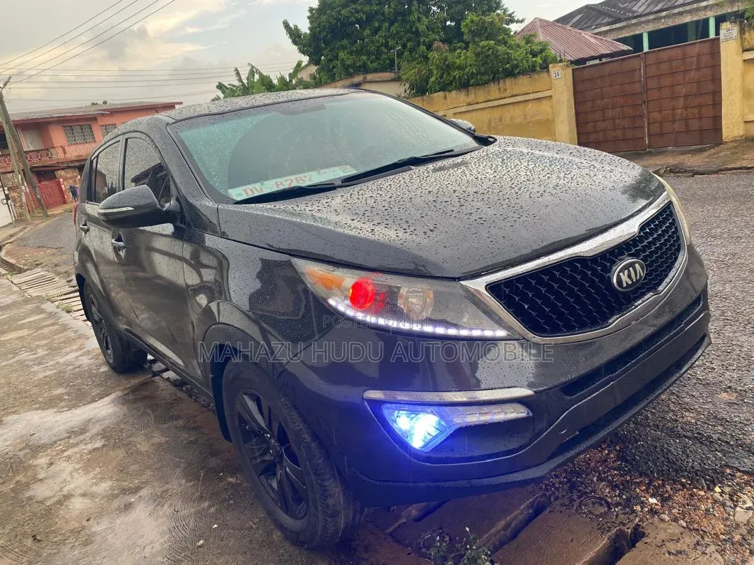 Kia Sportage LX 4dr SUV AWD (2.4L 4cyl 6A) 2013 Matt Black