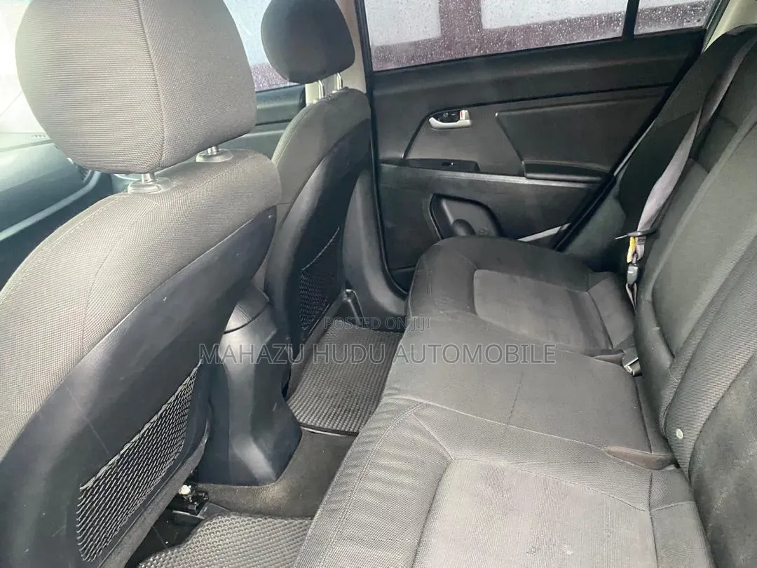 Kia Sportage LX 4dr SUV AWD (2.4L 4cyl 6A) 2013 Matt Black