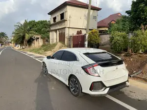 Honda Civic EX 4dr Hatchback (1.5L 4cyl) 2017 White