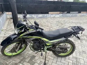 Motorcycle 2023 Green