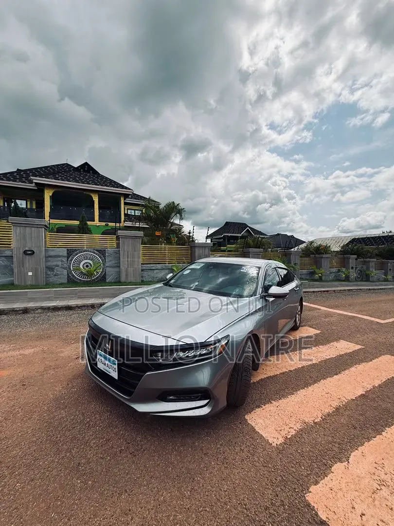Honda Accord 2018 Silver