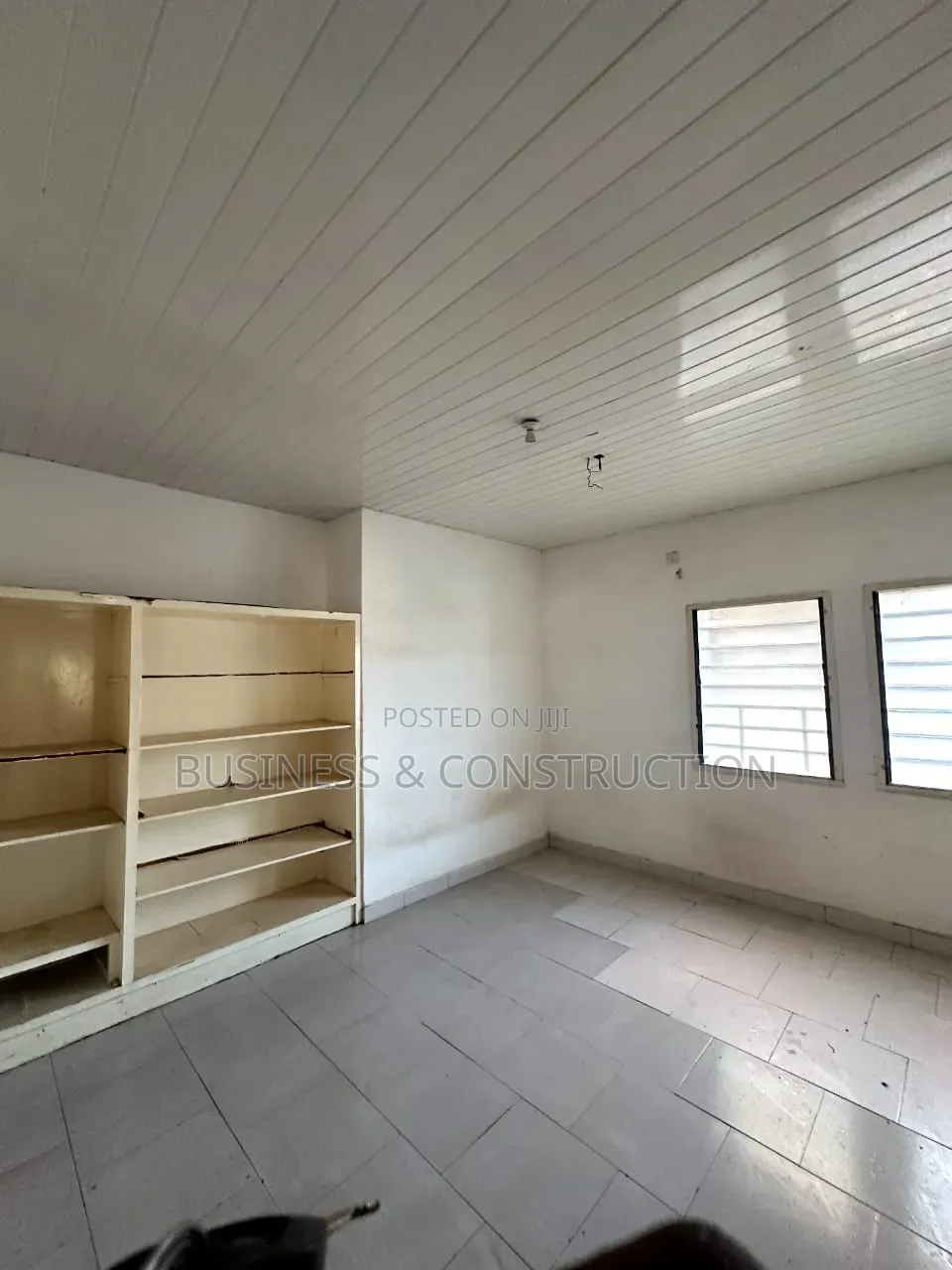 Furnished 5bdrm Mansion in Tema Metropolitan for rent