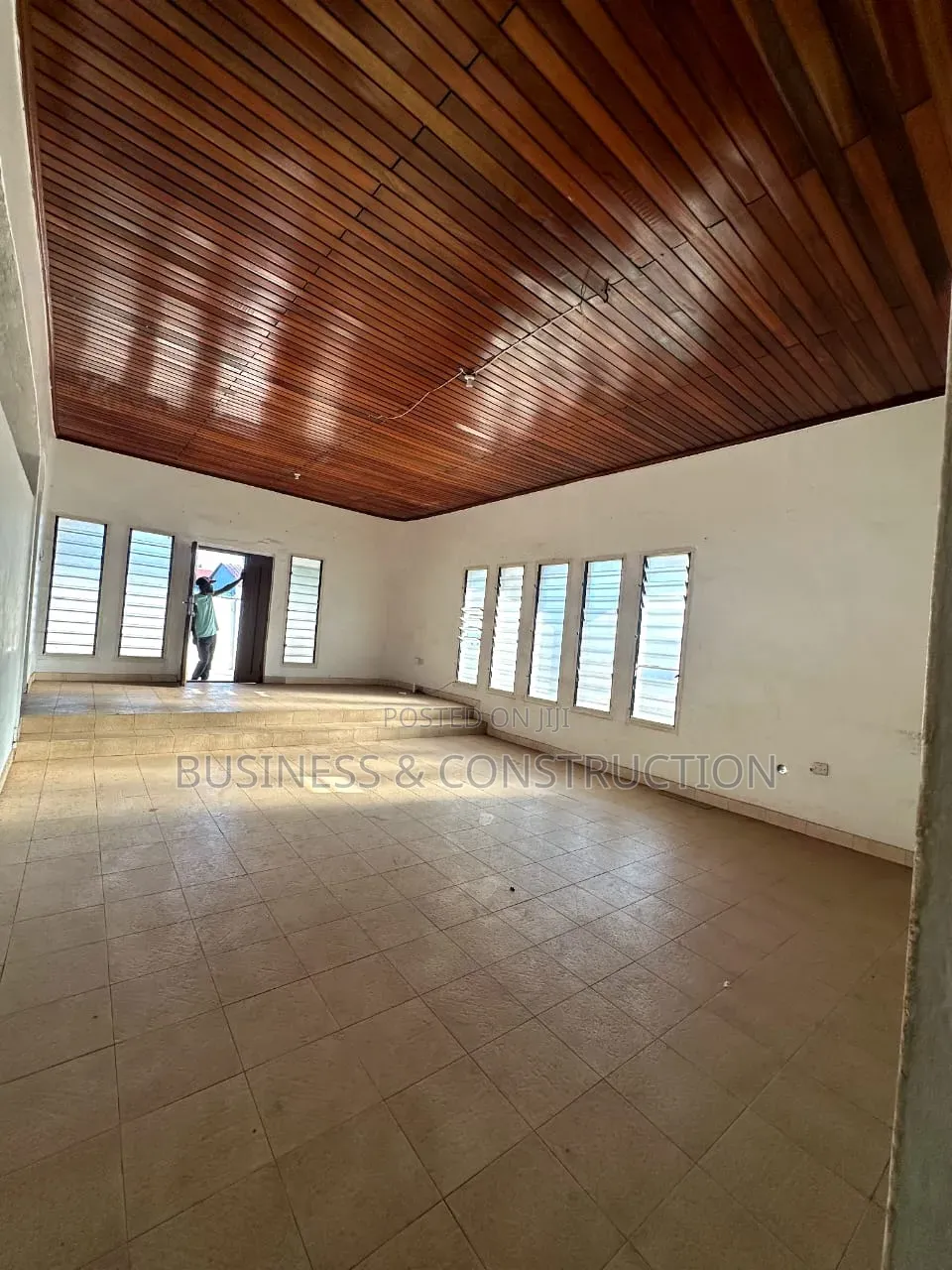 Furnished 5bdrm Mansion in Tema Metropolitan for rent