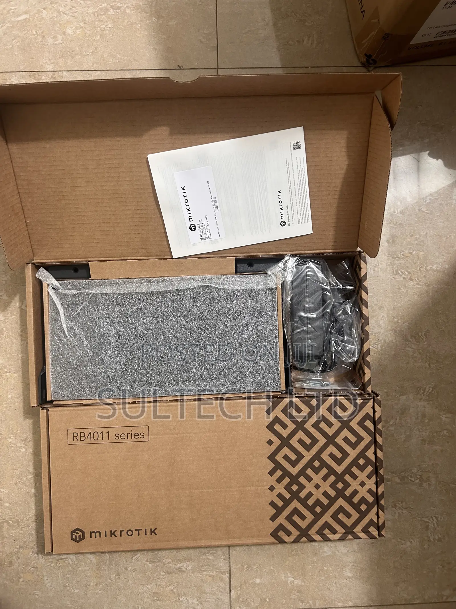 Mikrotik Rb4011igs+Rm