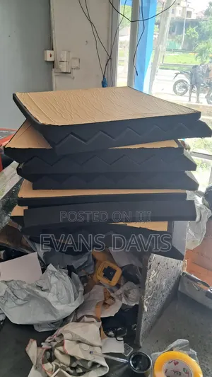 10pcs Self Stick Accoustic Noise Proof Foam Or Panel 50cmx50cm