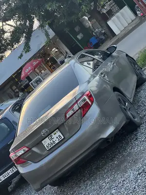 Toyota Camry LE 4dr Sedan (2.5L 4cyl 6A) 2013 Gray