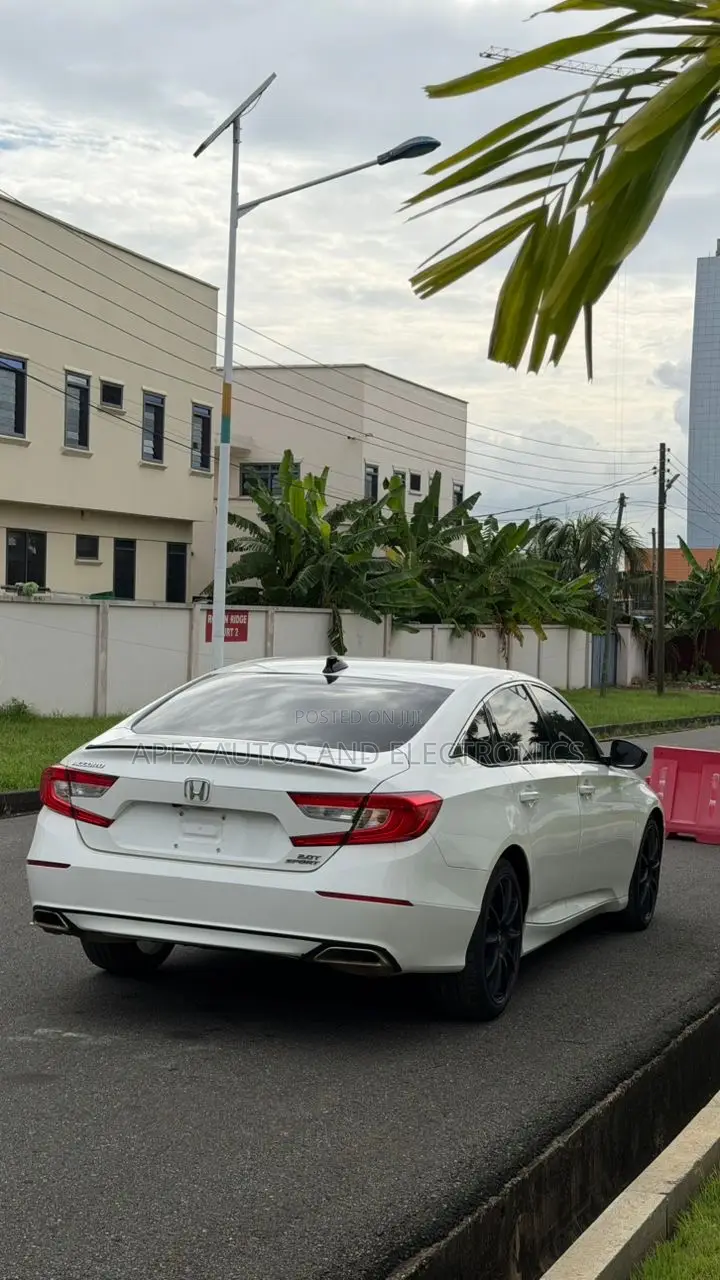 Honda Accord Sport 2.0T 2021 White