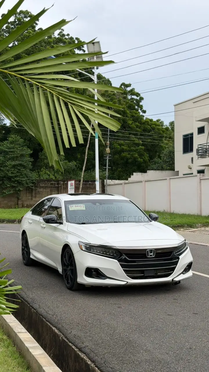 Honda Accord Sport 2.0T 2021 White
