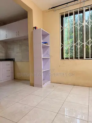1bdrm Apartment in West Hills Mall Area for rent