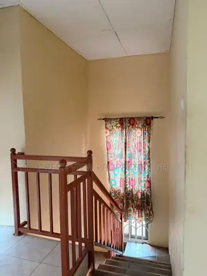 1bdrm Apartment in West Hills Mall Area for rent
