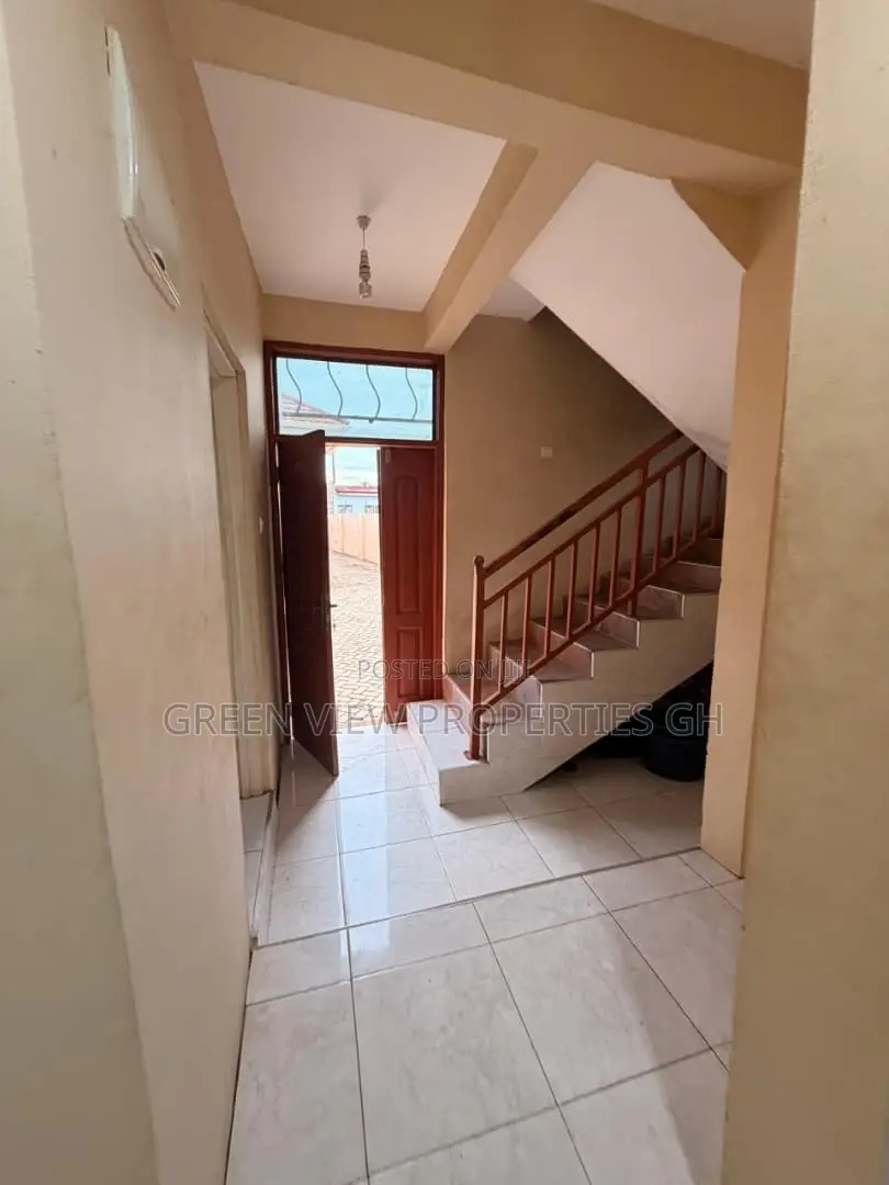 1bdrm Apartment in West Hills Mall Area for rent