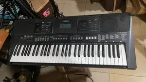 Yamaha Psre463