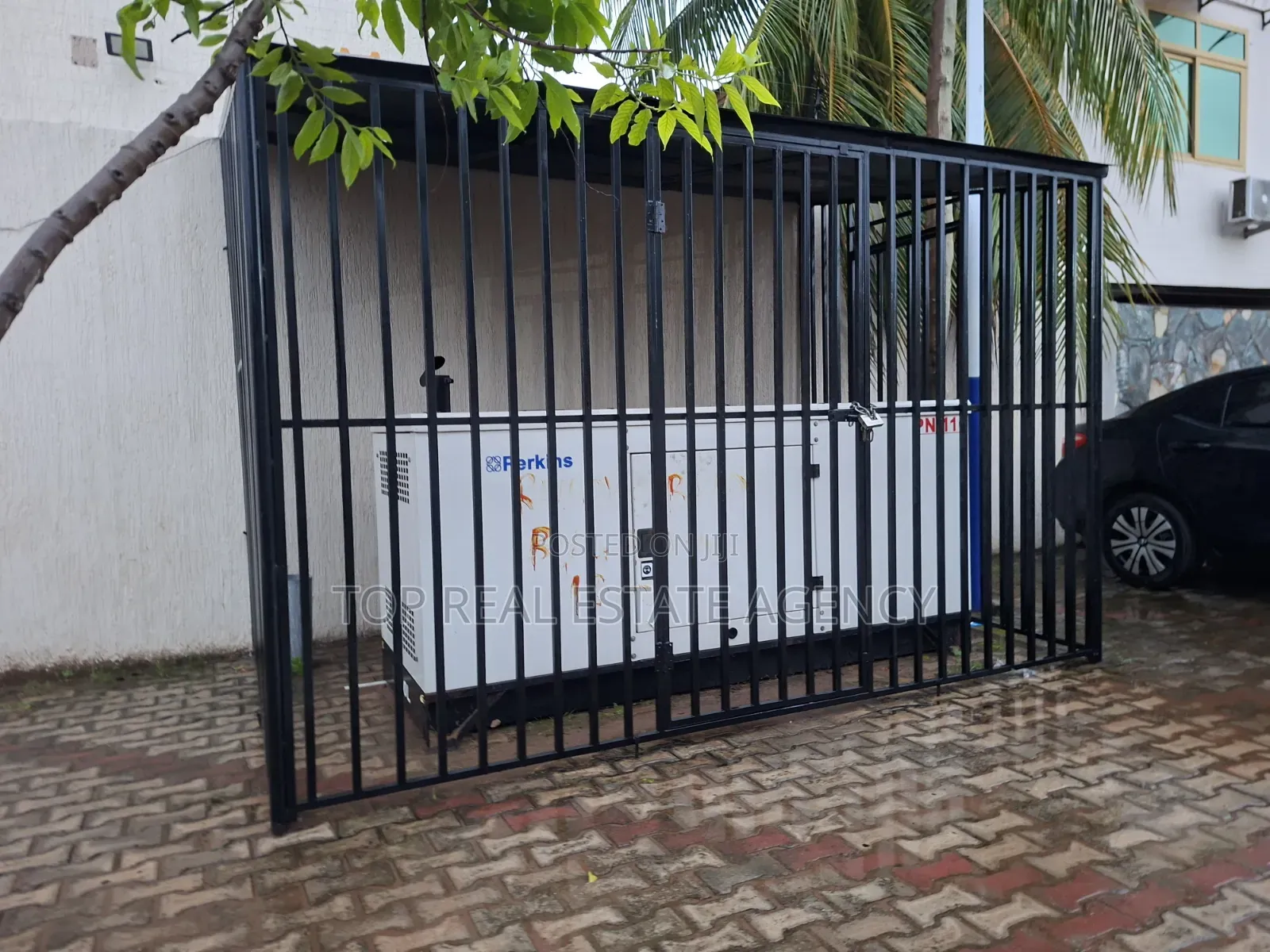 2bdrm Apartment in ,, Papa'S Pizza, North Legon for rent