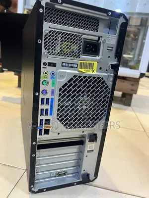 Server HP Easy Connect 64GB Intel Xeon HDD+SSD 6T